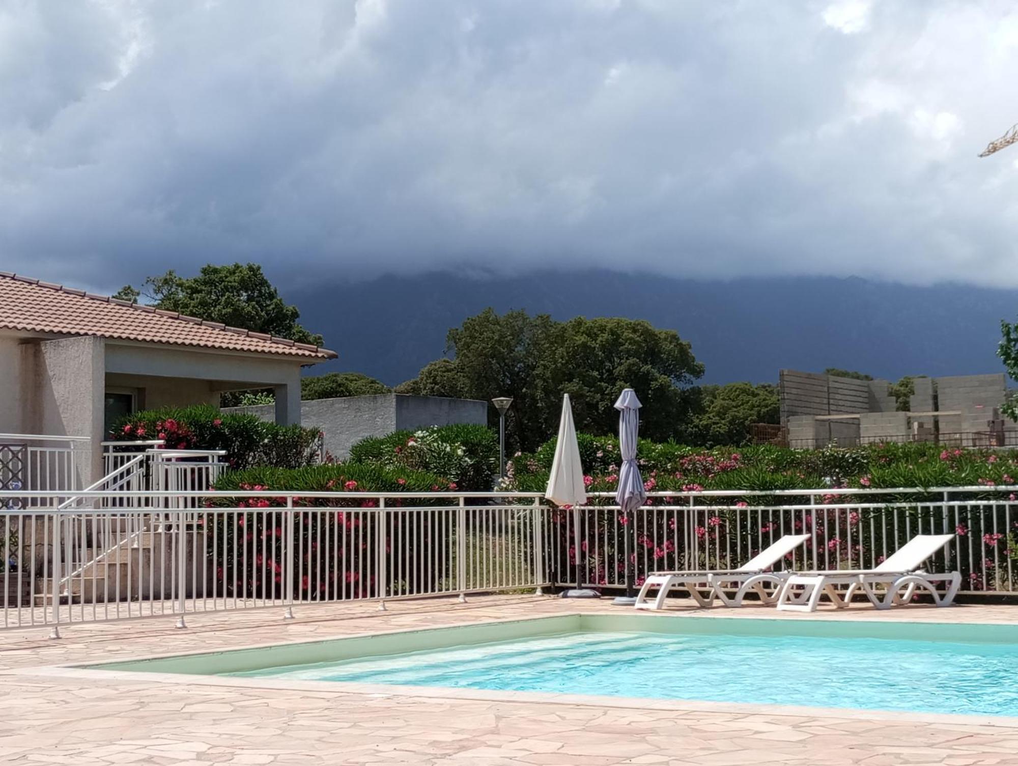 Villa Climatisee A Nuciola Prunete Entre Mer, Montagne Et Piscine Червйоне Екстер'єр фото